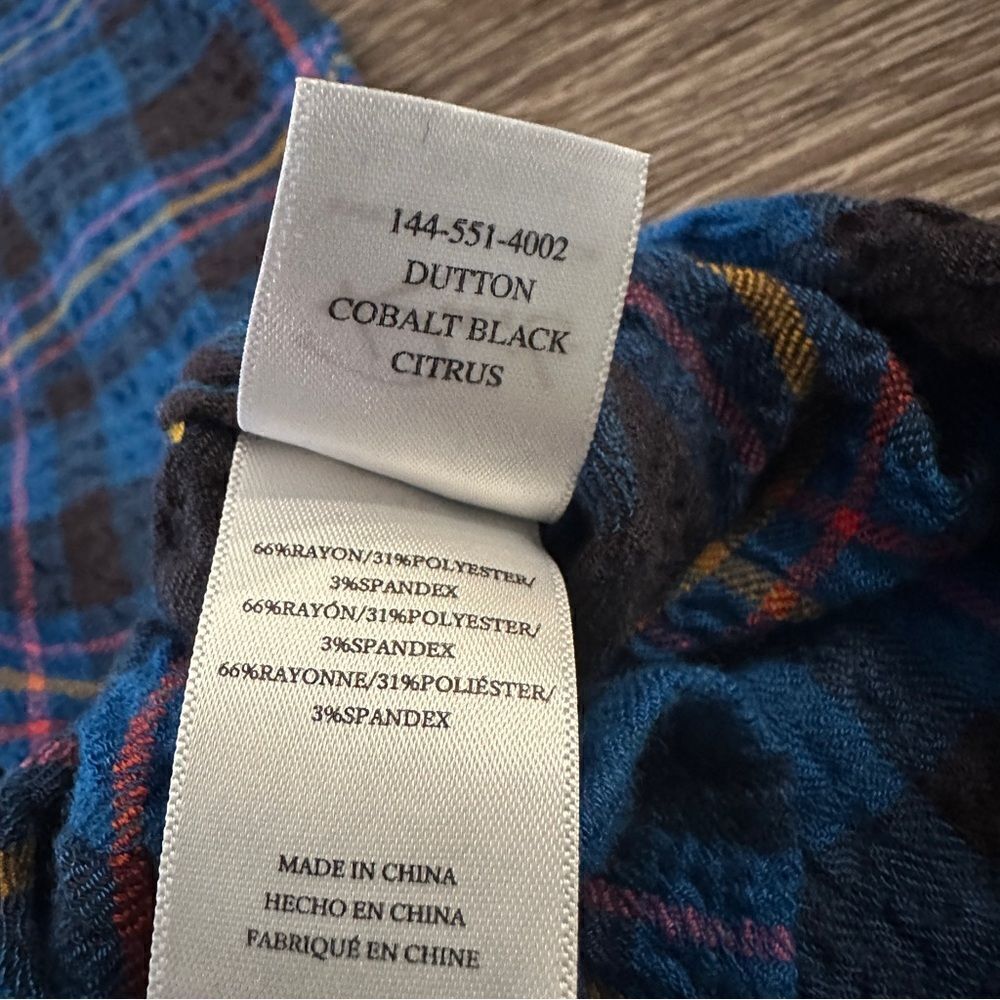 Rails Dutton Button Down - Picture 10 of 11